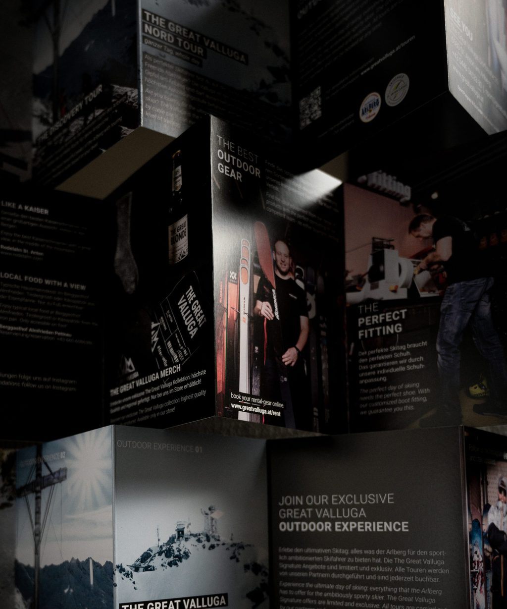 The Great Valluga Folder